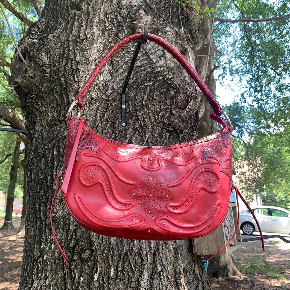 Red ariat purse